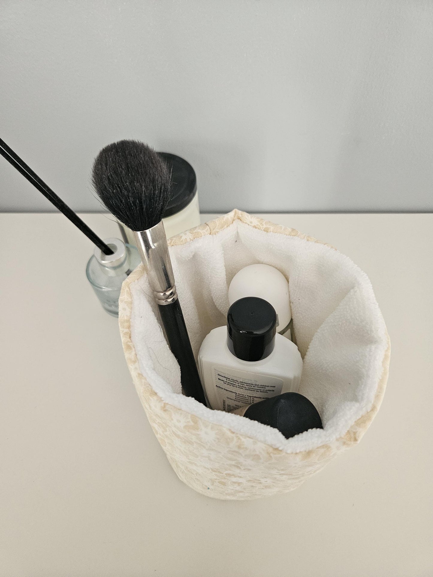 Makeup Organizer Puff Bucket Bag – Floral Terry Makeup Organizer, Cute Vanity & Toiletry Organizer, Travel Pouch for Cosmetics