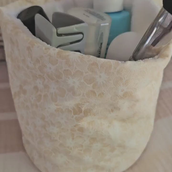 Makeup Organizer Puff Bucket Bag – Floral Terry Makeup Organizer, Cute Vanity & Toiletry Organizer, Travel Pouch for Cosmetics