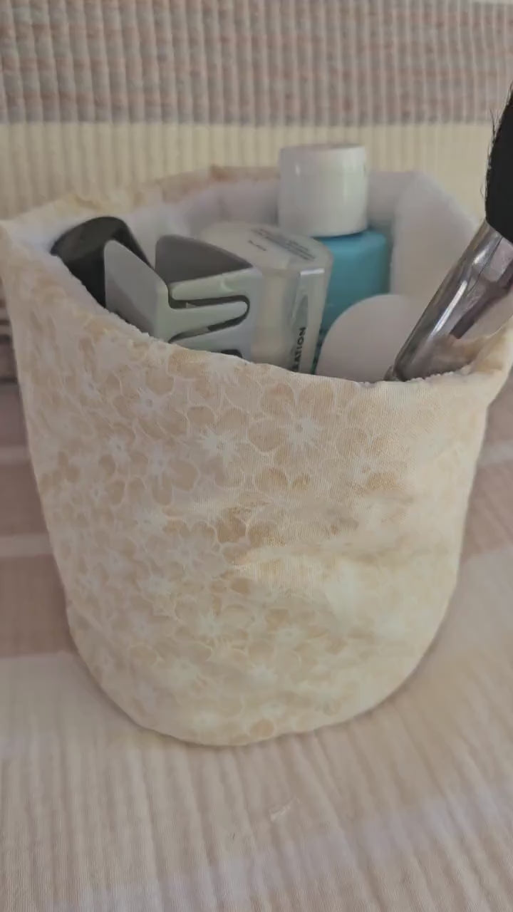 Makeup Organizer Puff Bucket Bag – Floral Terry Makeup Organizer, Cute Vanity & Toiletry Organizer, Travel Pouch for Cosmetics